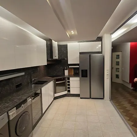 Huge Luxury Fortuuna With Parking *