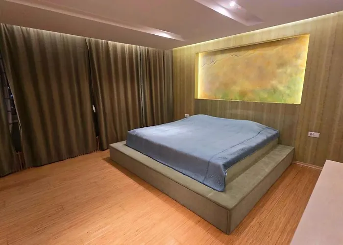 Huge Luxury Fortuuna With Parking *